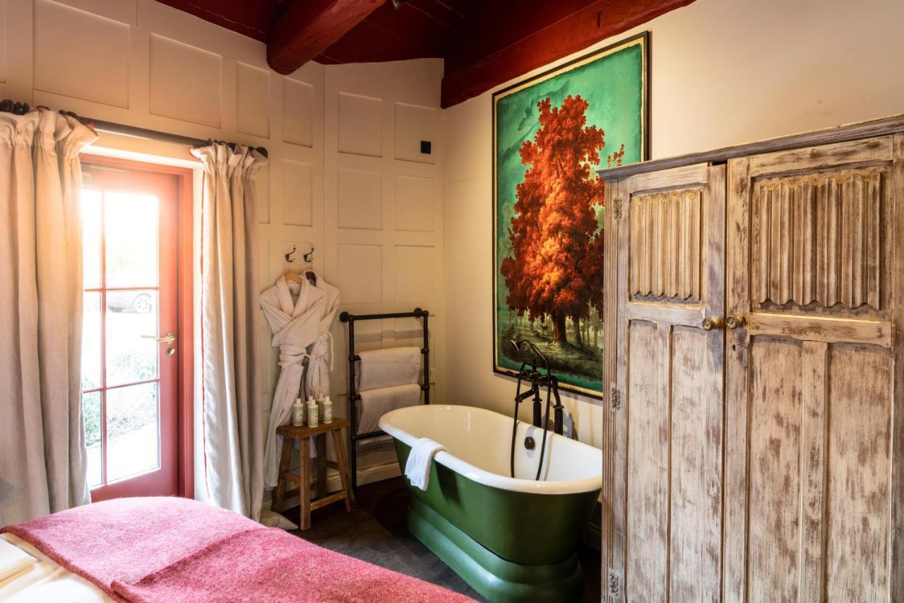 The Double Red Duke, Cotswolds Ξενοδοχείο Witney Εξωτερικό φωτογραφία